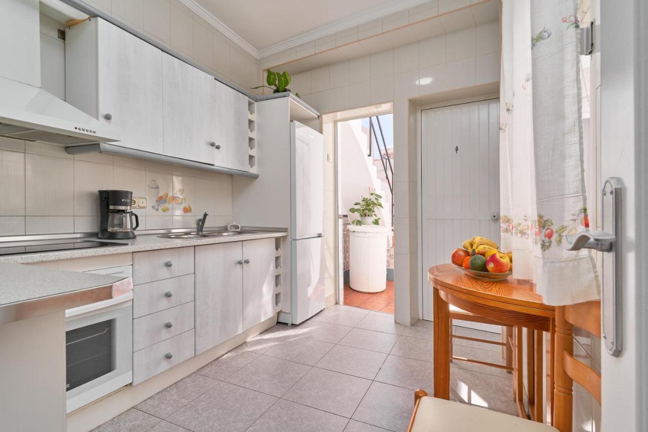 Casa Carmen Apartment เนร์คา ภายนอก รูปภาพ