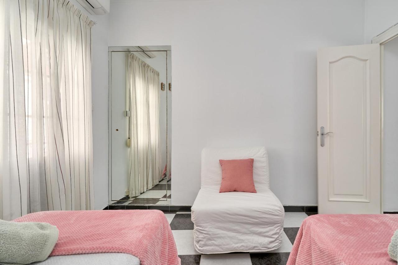 Casa Carmen Apartment เนร์คา ภายนอก รูปภาพ